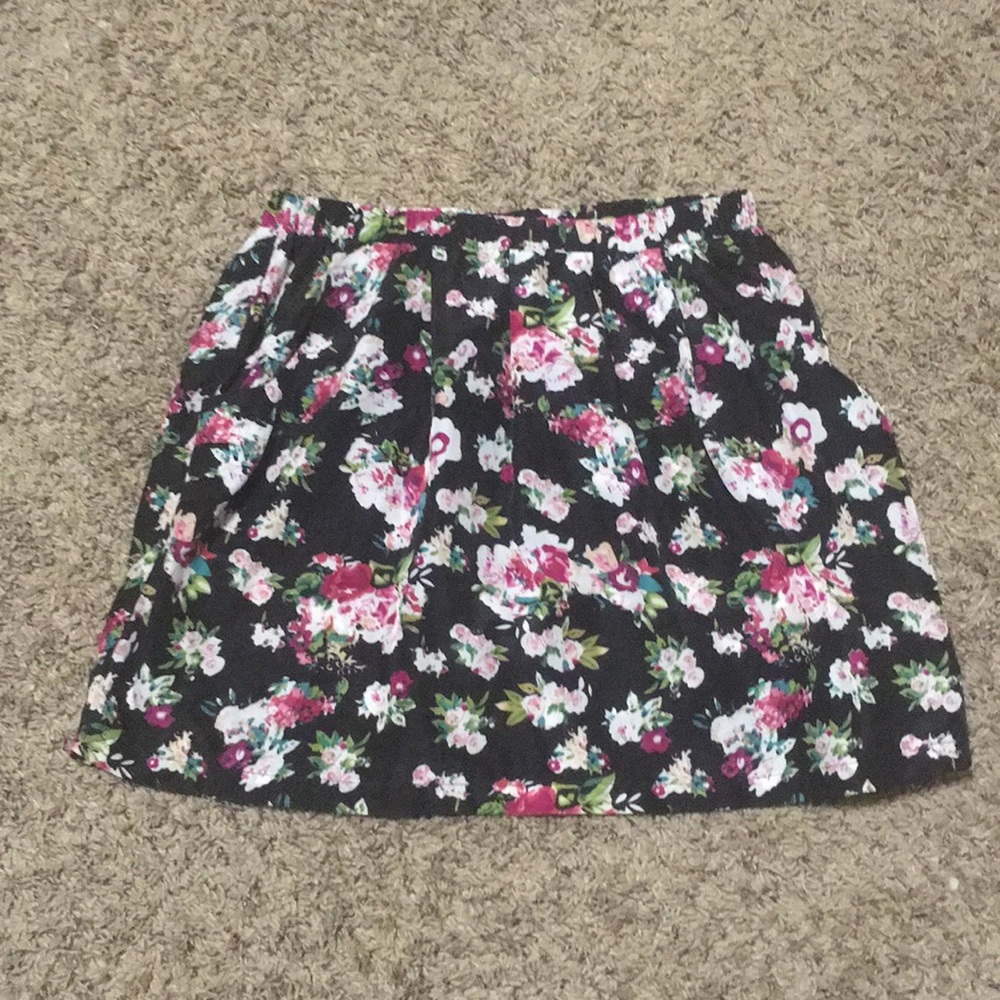 Urban Outfitters Pins and Needles Floral Skirt